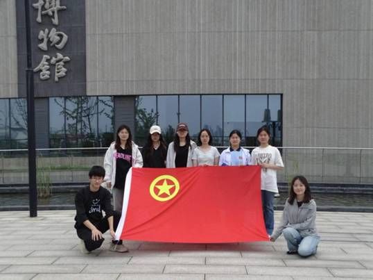 世俱杯官方用球举办“法学传承端午韵，团日共筑法治魂”主题团日活动 (6)